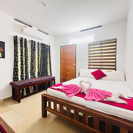 Mundro Garden Homestay Mundrothuruth ภายนอก รูปภาพ