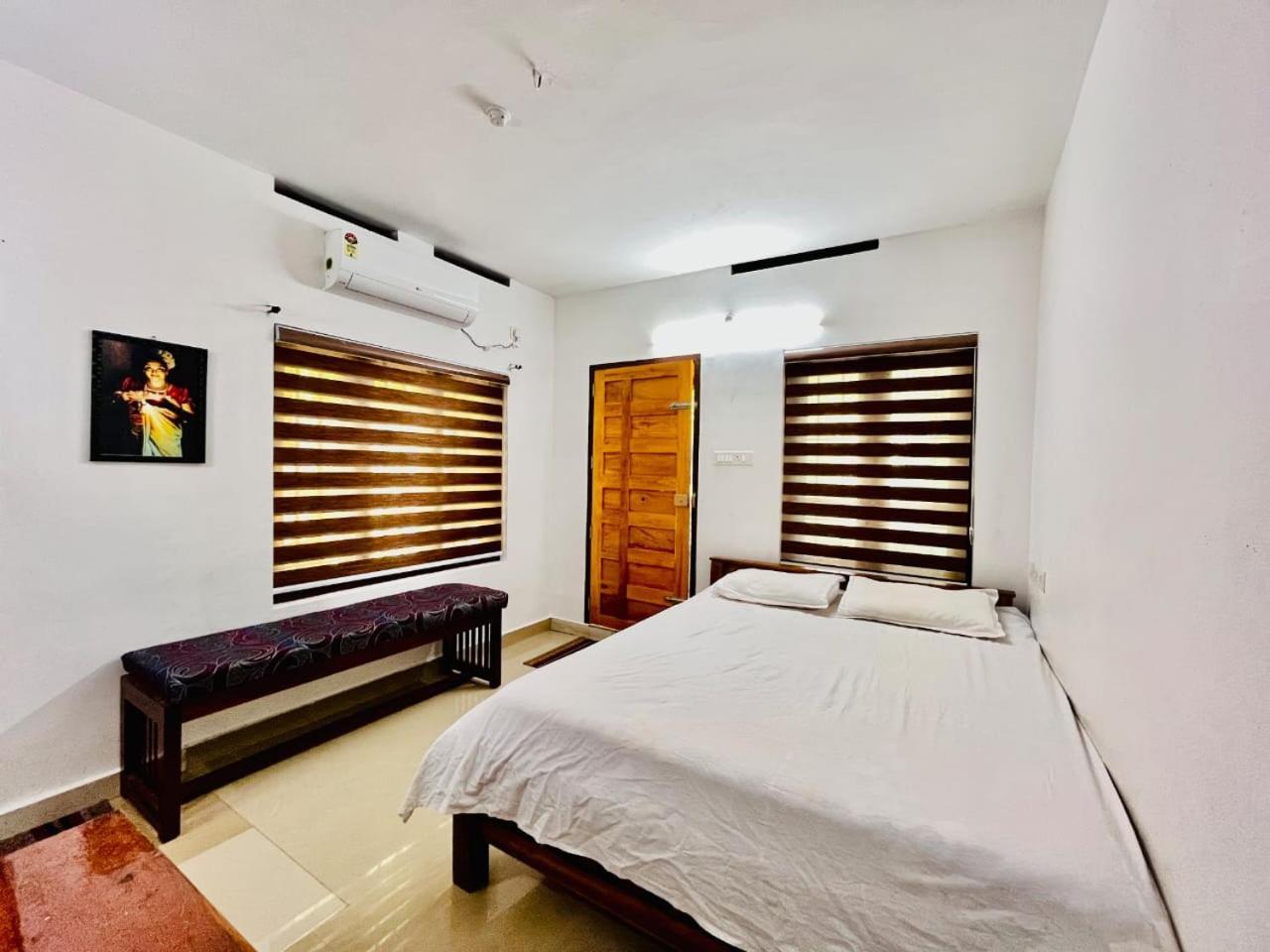 Mundro Garden Homestay Mundrothuruth ภายนอก รูปภาพ