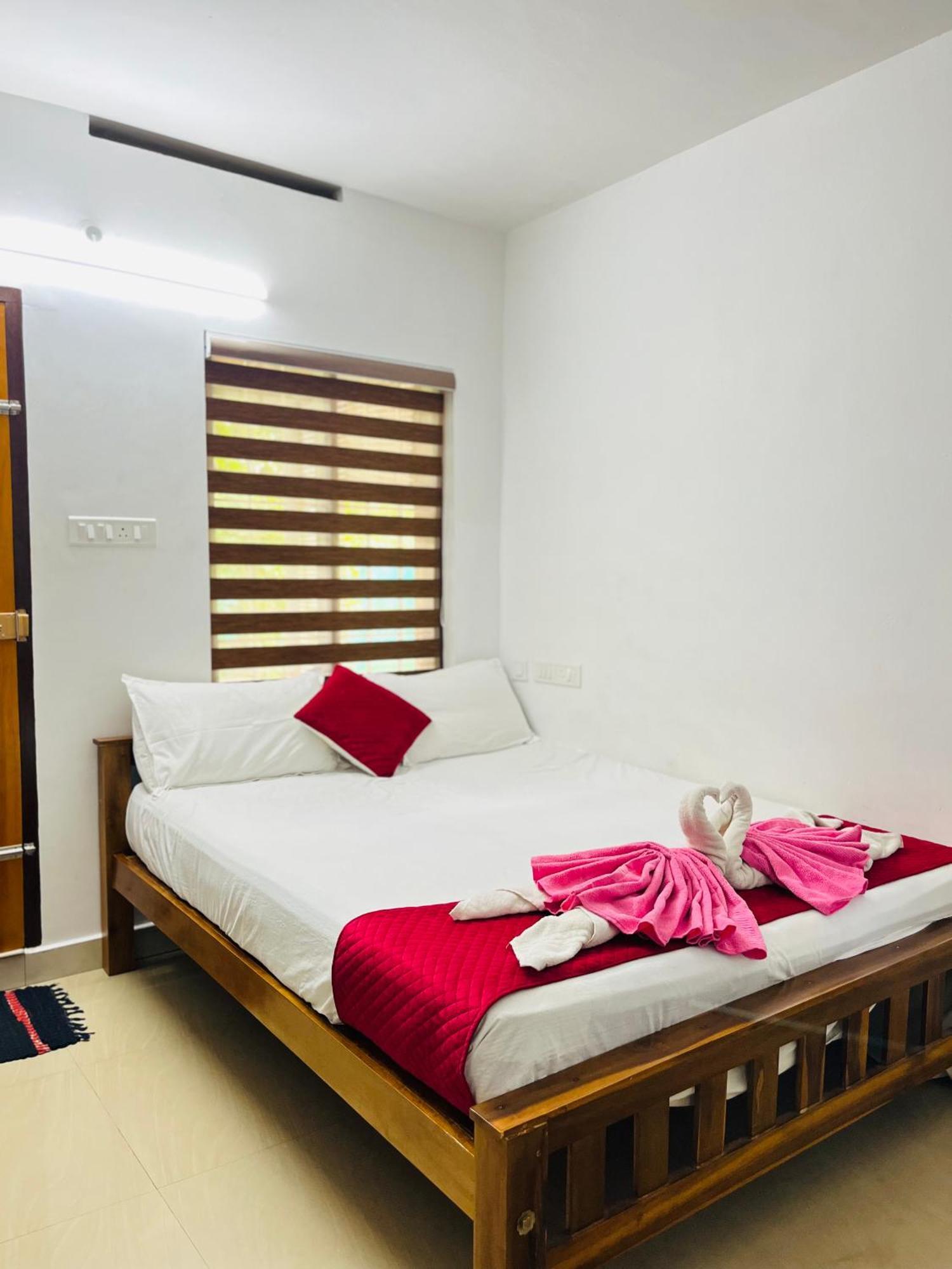 Mundro Garden Homestay Mundrothuruth ภายนอก รูปภาพ