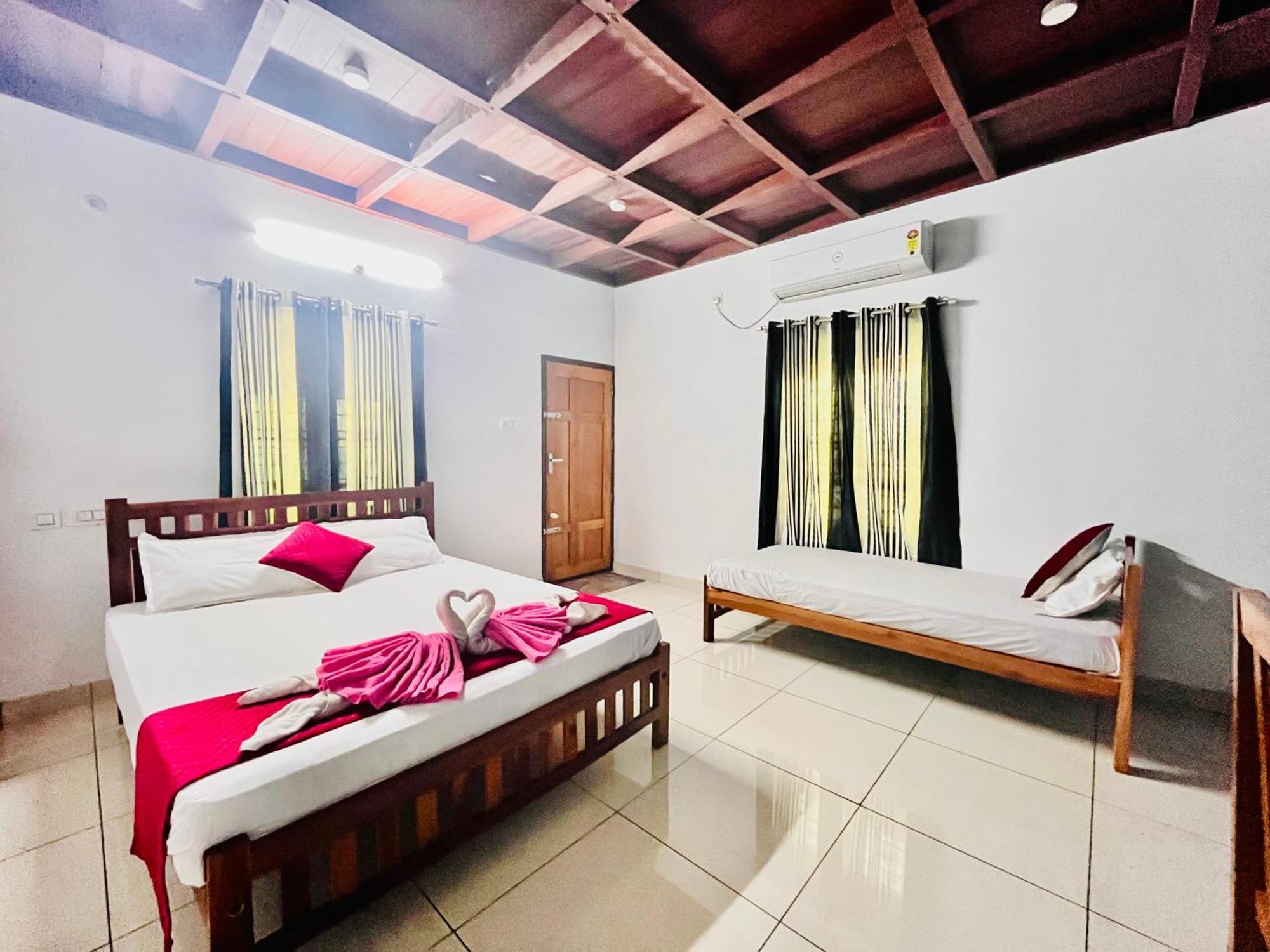 Mundro Garden Homestay Mundrothuruth ภายนอก รูปภาพ