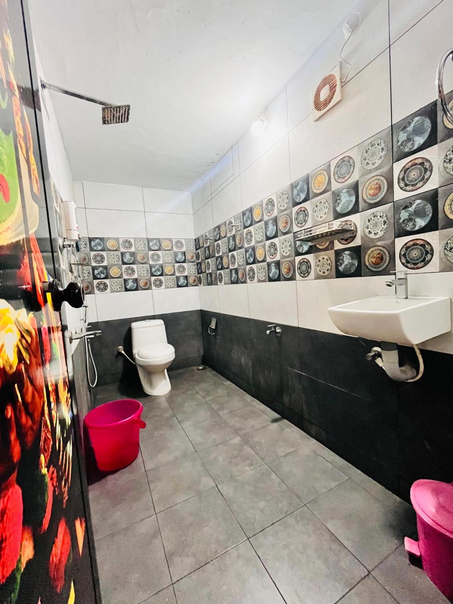 Mundro Garden Homestay Mundrothuruth ภายนอก รูปภาพ